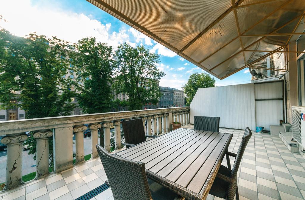Kreschatik 21 With Terrace 2Br Kiew Exterior foto